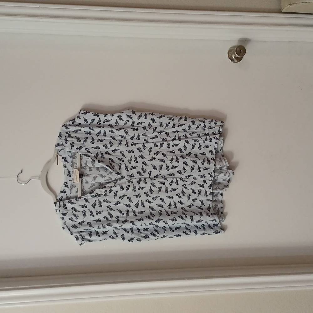 Universal thread shirt